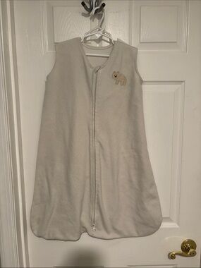 Kids Cream Sleeveless Fleece Sleep Sack with Bear Embroidery